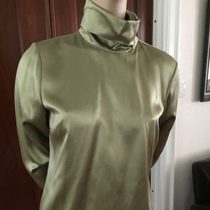 Bloomingdale's silk blouse, size 8